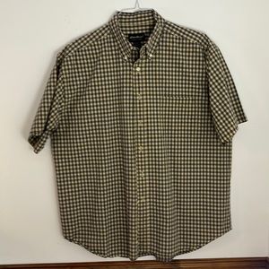 Eddie Bauer Men’s Short Sleeve Button Down Shirt.